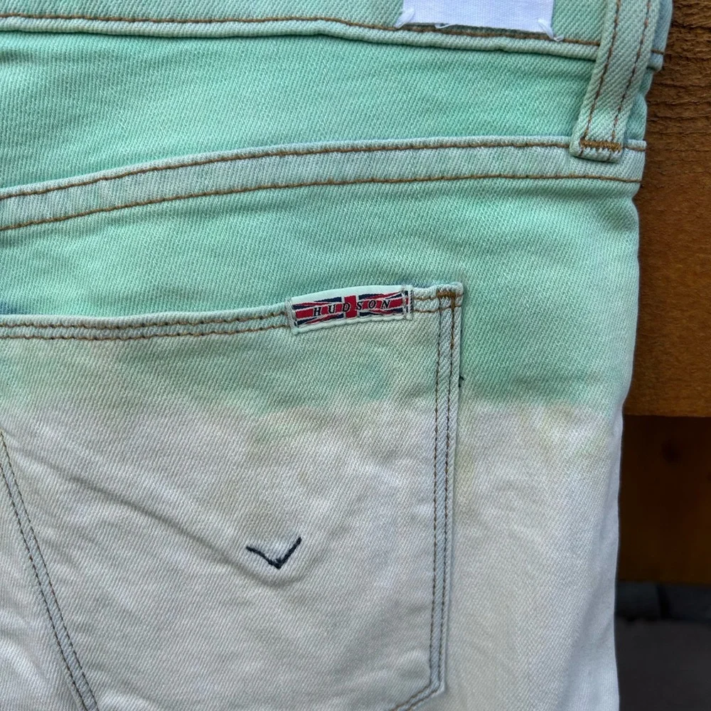NWOT-Sz 29 Crop Krista Hudson dip dye jeans